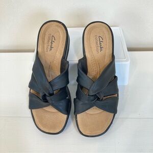 Clarks Clara Charm Wedge Sandals Sz. 7.5 Wide Womens Black Slip On Shoes